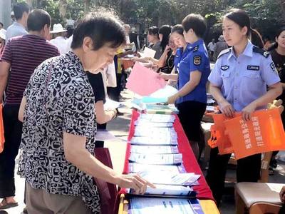 灞橋區深化政務公開，以專業服務助力社會經濟咨詢