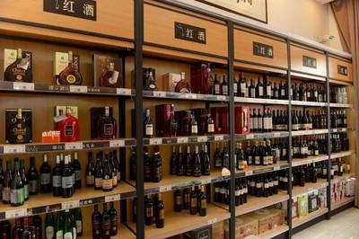 豪爽丨華致名酒庫即將開業，500瓶進口紅酒免費送！這家店要被常平人搬空了！